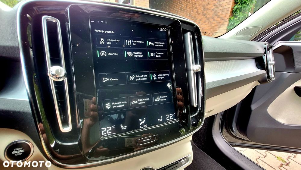 Volvo XC 40 T3 Momentum - 19