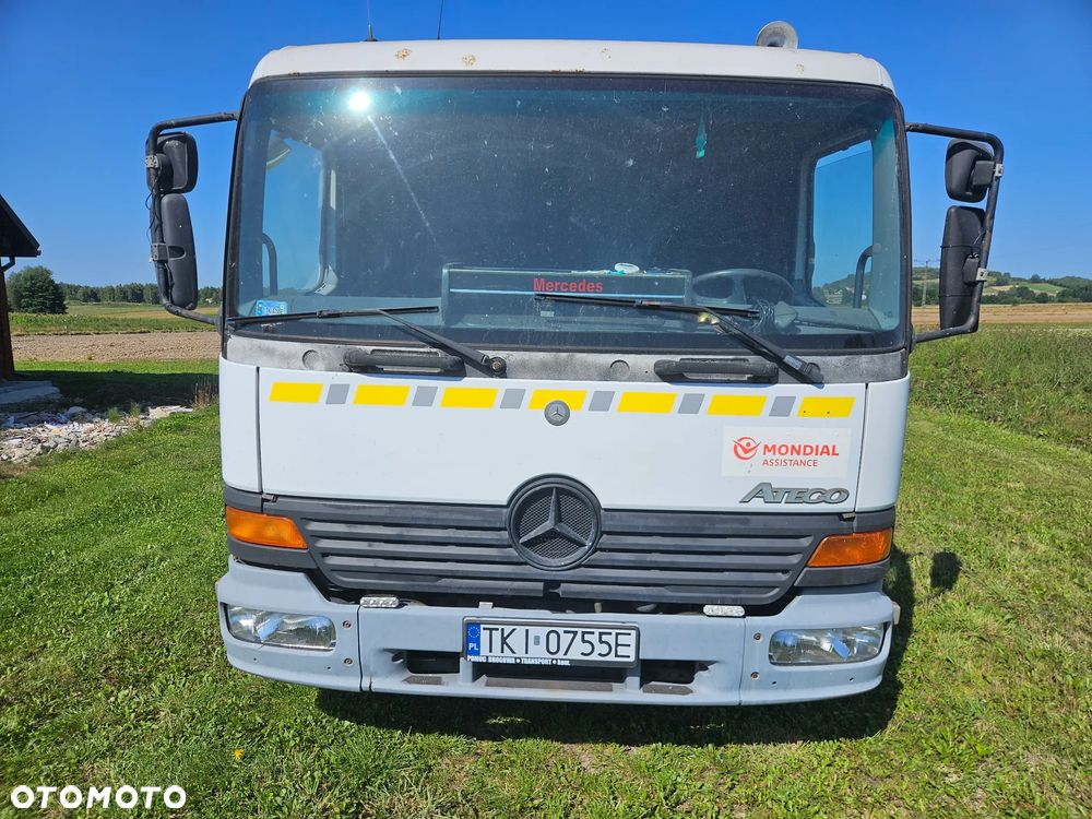 Mercedes-Benz 817 - 4