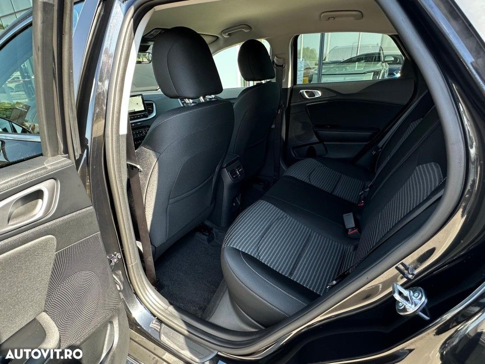 Kia XCeed 1.0 T-GDI 6MT City - 15