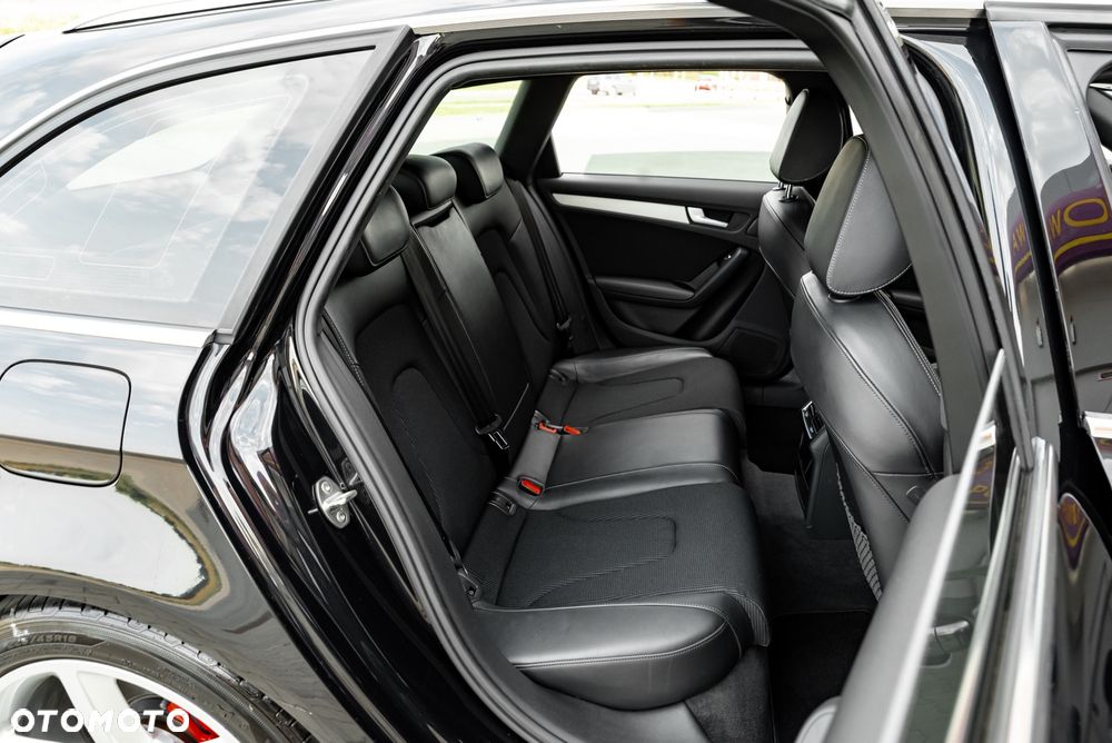 Audi A4 Avant 2.0 TDI DPF quattro S tronic S line Sportpaket - 23