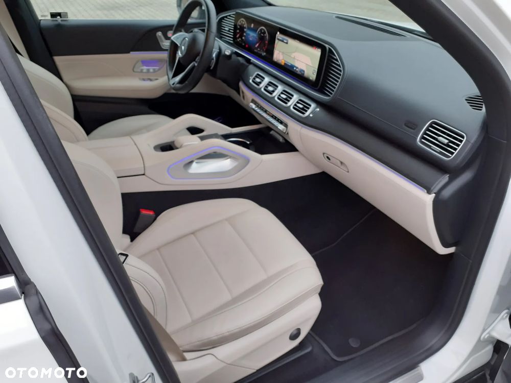 Mercedes-Benz GLE 300 d 4-Matic - 24