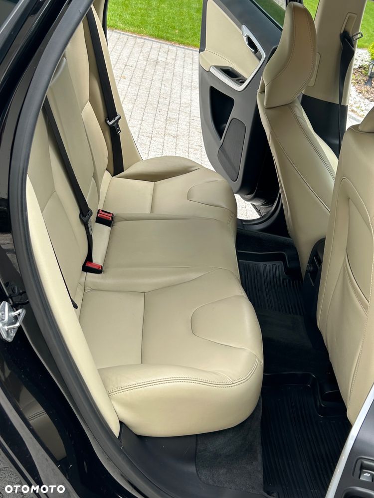 Volvo XC 60 D4 Drive-E Summum - 10