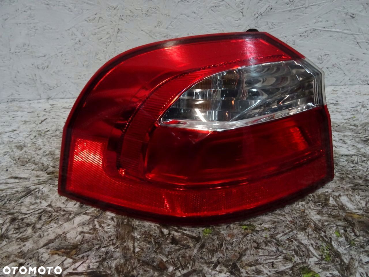 KIA RIO 15R III HATCHBACK LAMPA TYŁ LEWA 92401-1W2 - 1
