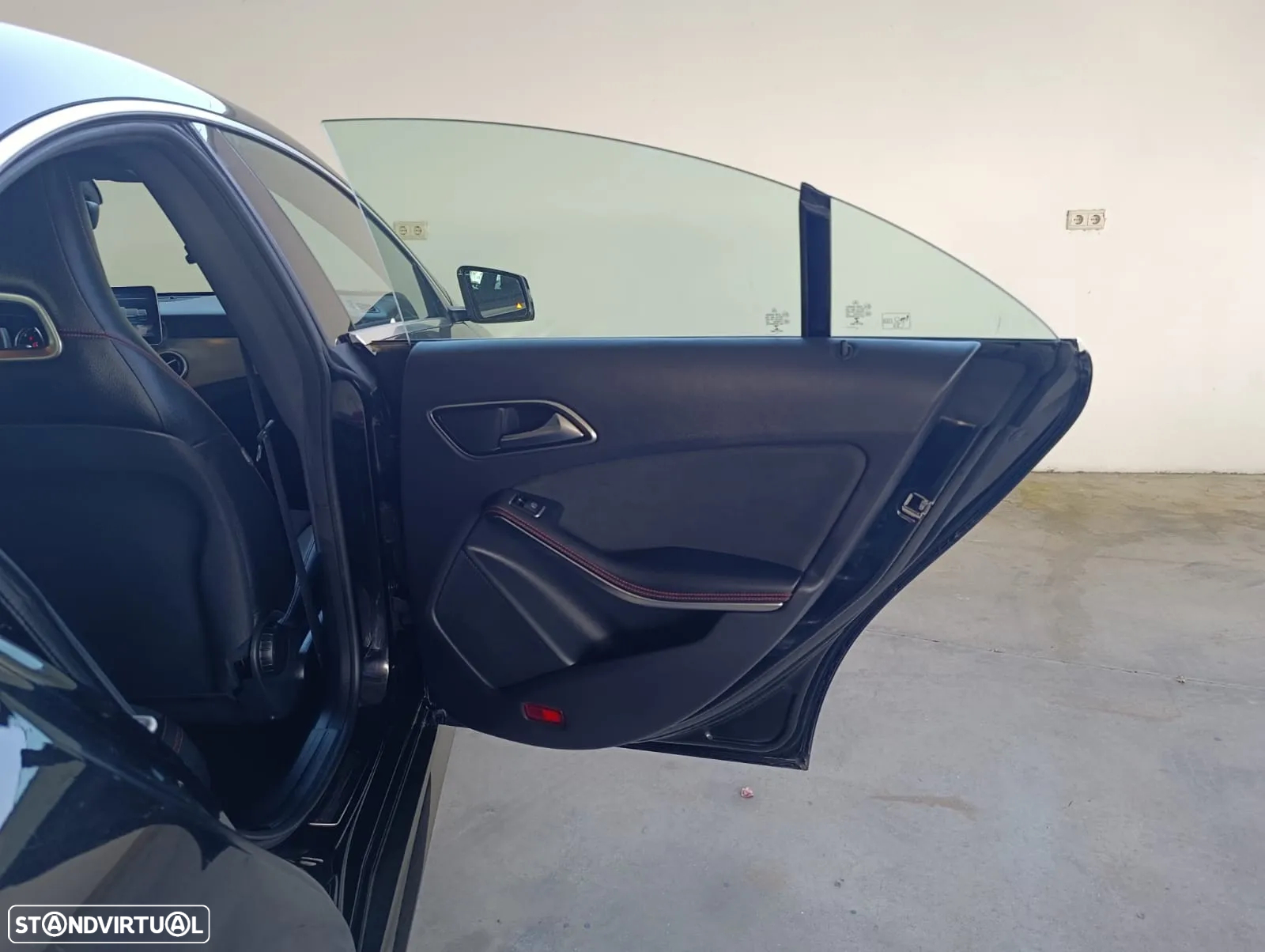 Mercedes-Benz CLA 220 d 7G-DCT AMG Line - 26