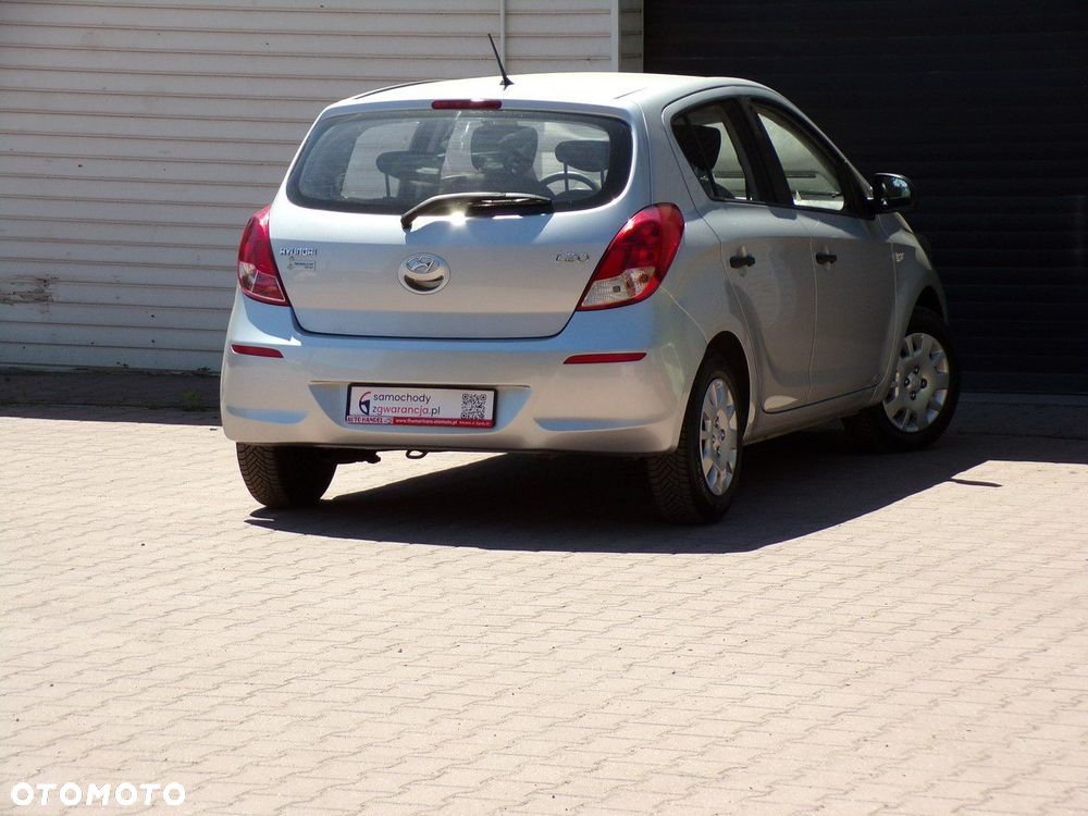 Hyundai i20 - 13