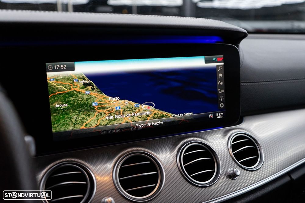 Mercedes-Benz E 220 d 9G-TRONIC AMG Line - 37