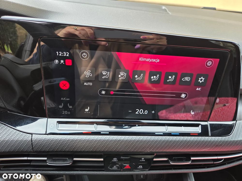 Volkswagen Golf 2.0 TSI OPF DSG R-Line - 38