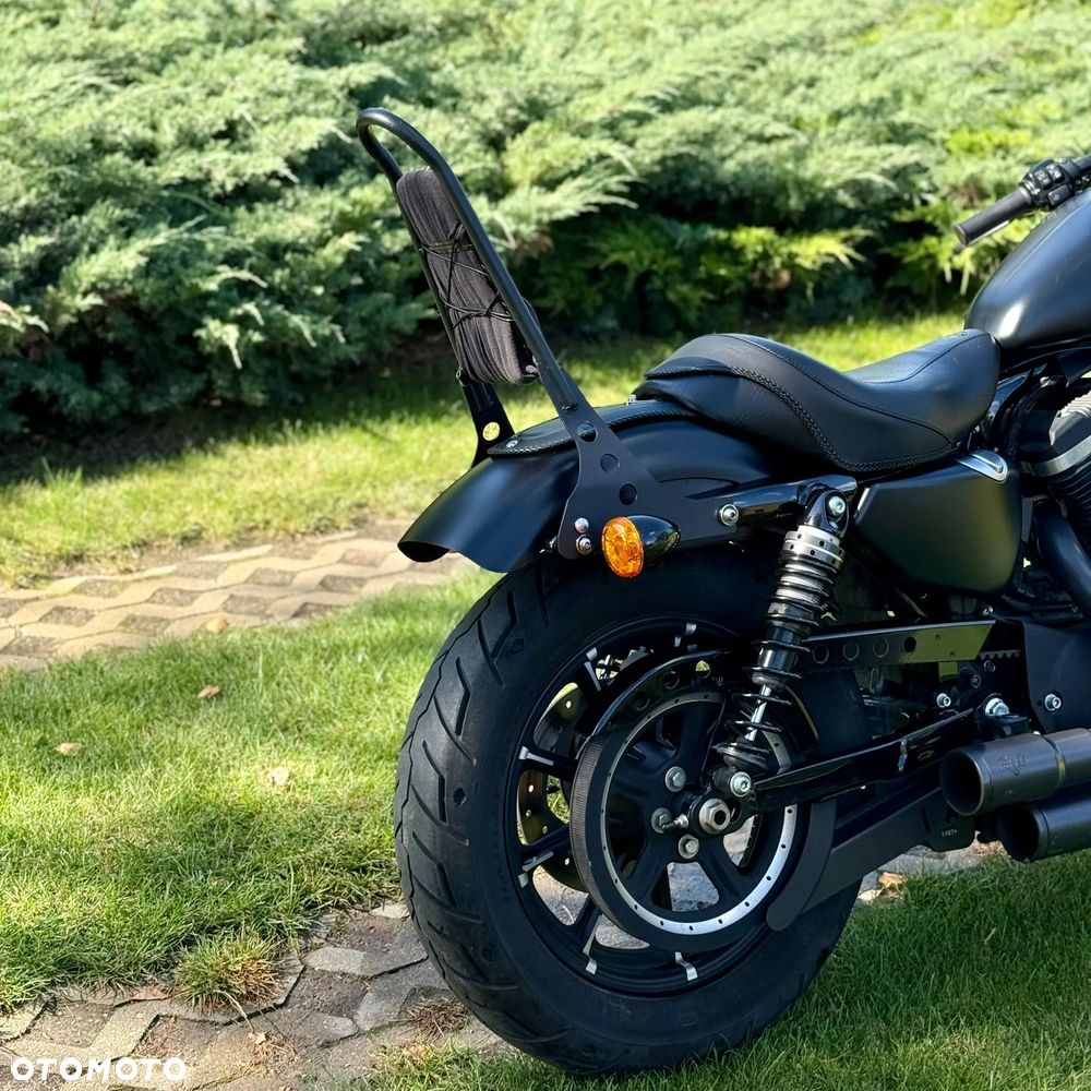 Harley-Davidson Sportster Iron 883 - 10
