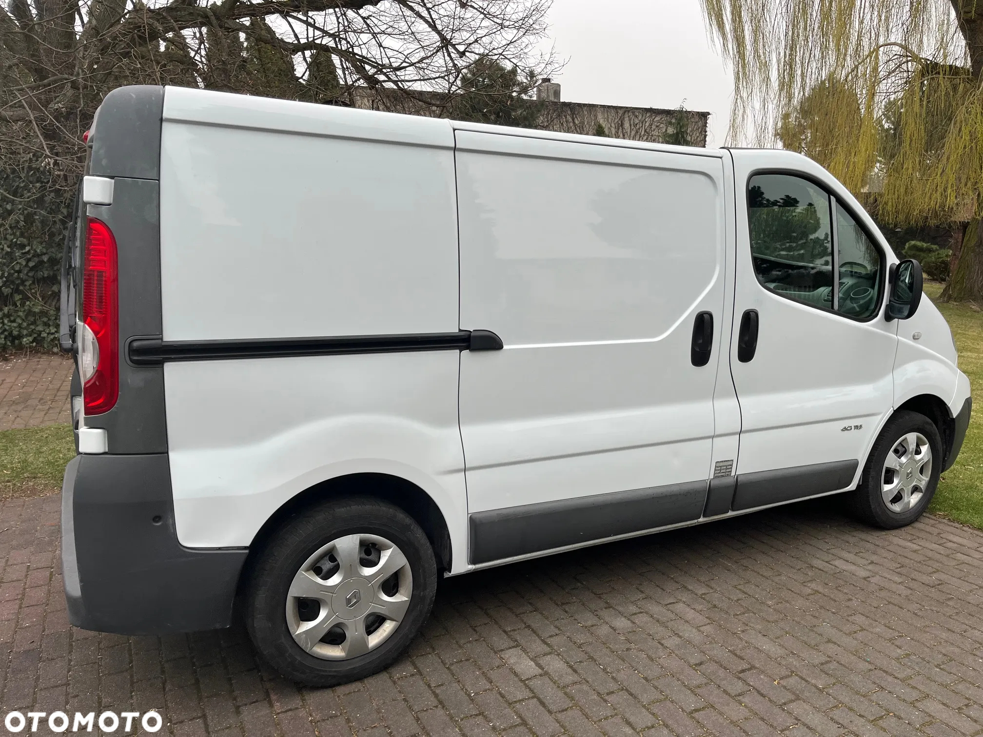 Renault Trafic - 2