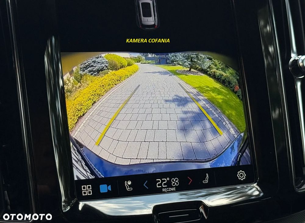 Volvo XC 60 B4 D AWD Plus Dark - 19