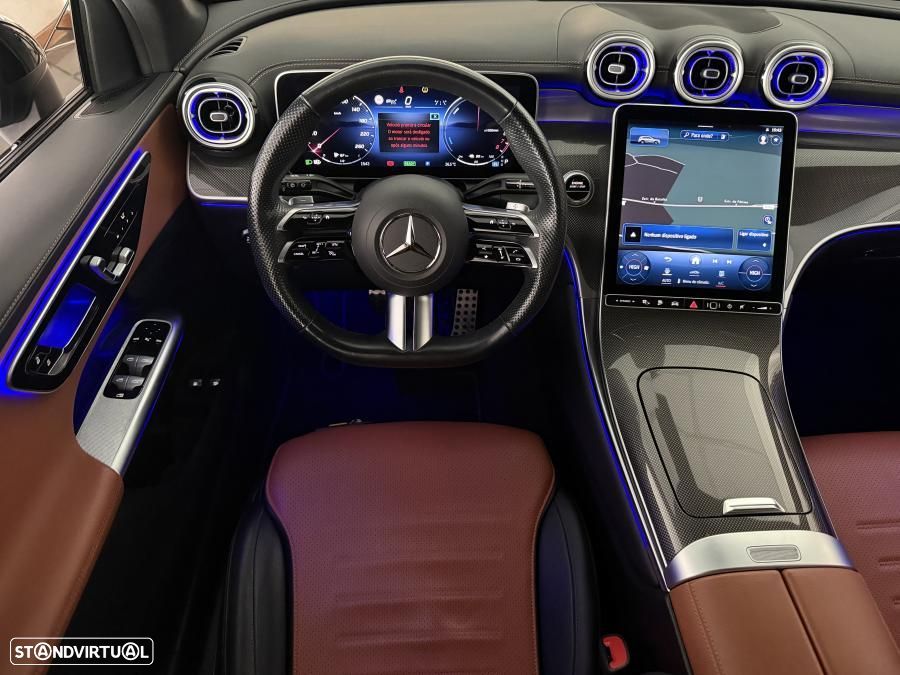 Mercedes-Benz GLC 300 e 4Matic 9G-TRONIC Edition AMG Line - 25