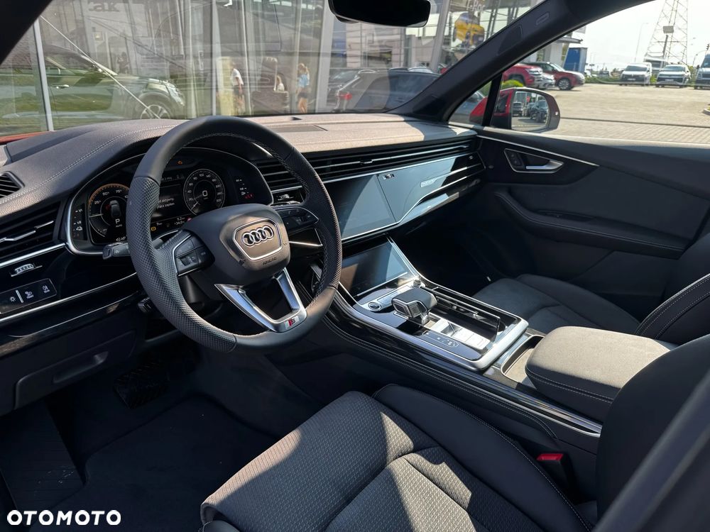 Audi Q7 TFSI e PHEV 290 kW Quattro S Line Tiptr - 16