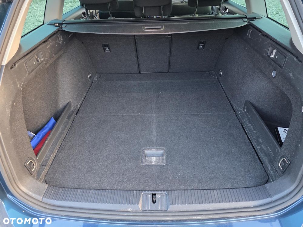 Volkswagen Passat Variant 2.0 TDI EVO Business DSG - 21
