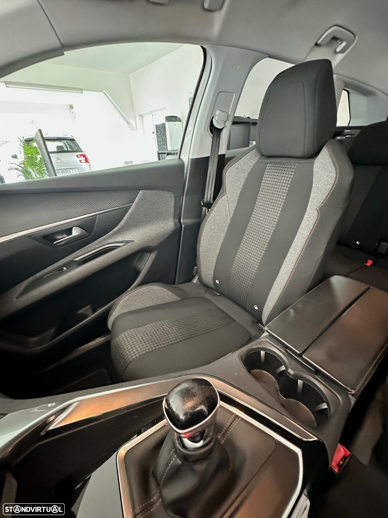 Peugeot 3008 BlueHDi 130 Stop & Start Active Business-Pack - 17