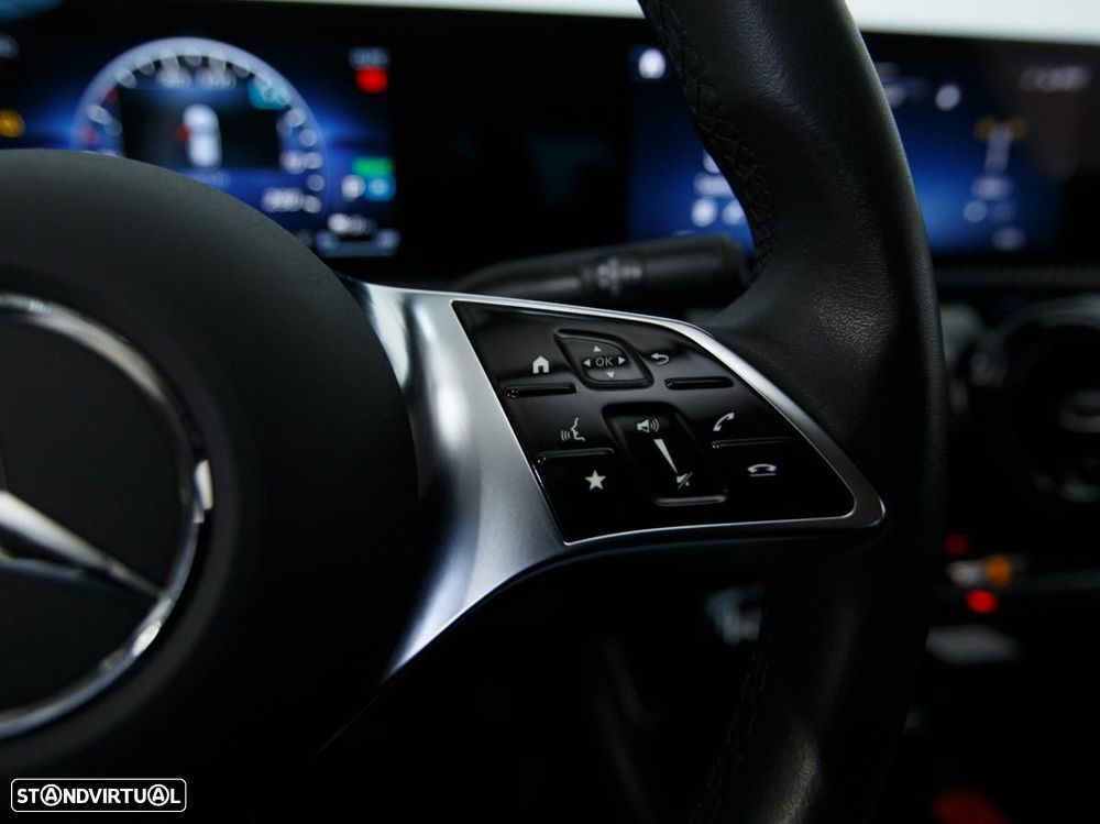 Mercedes-Benz A 250 e - 17