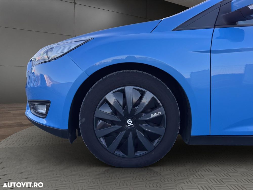 Ford Focus - 19