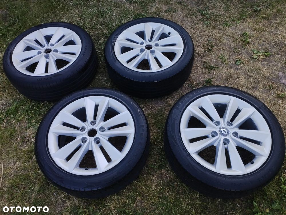 Komplet kół Renault Megane 3  5 x114.3 r17 - 1