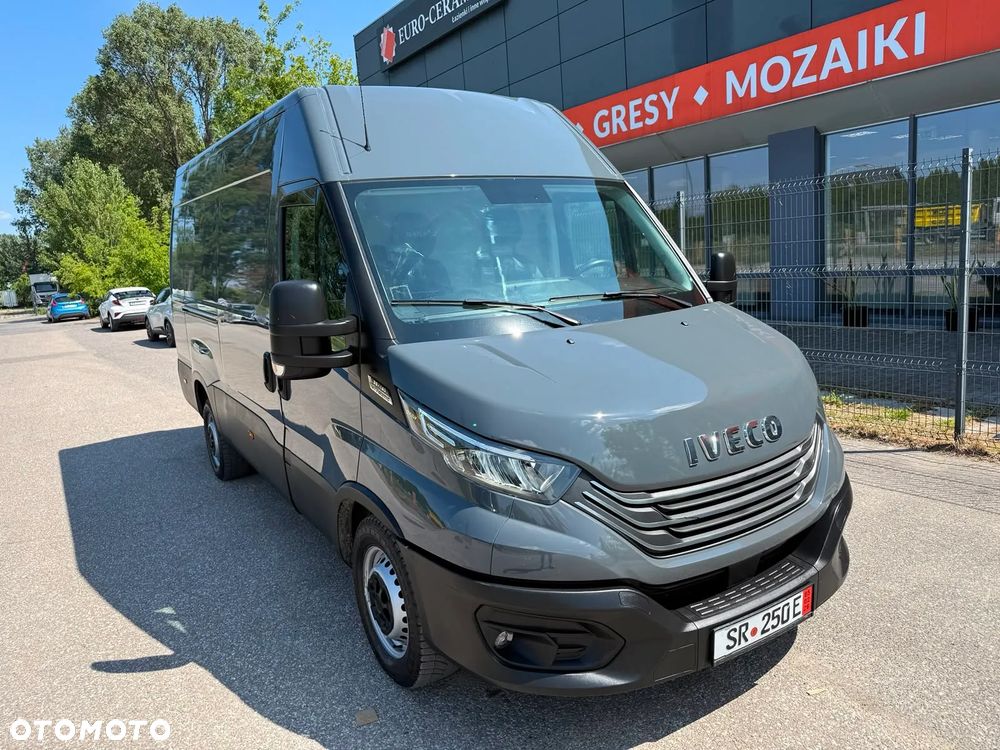 Iveco Daily 35S180, 3.0 180KM, L3H2, HiMatic, Niski przebieg, Bardzo zadbany - 20