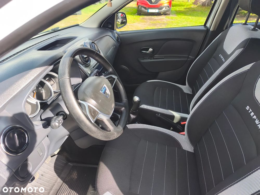 Dacia Sandero Stepway 0.9 TCe Laureate S&S - 15