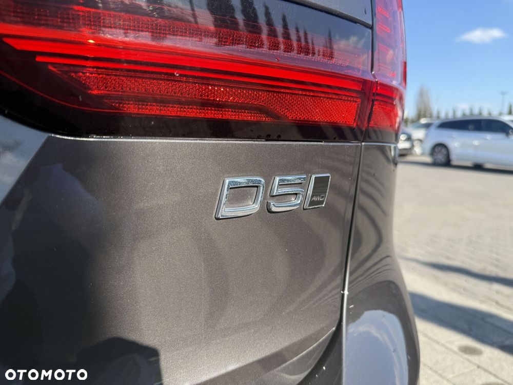 Volvo V90 Cross Country - 32