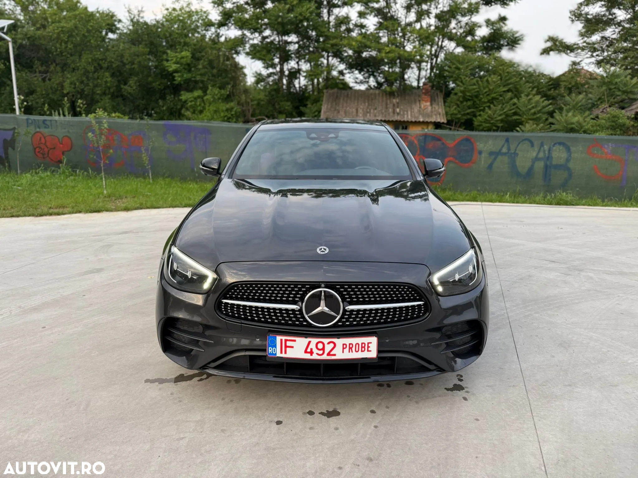 Mercedes-Benz E - 6