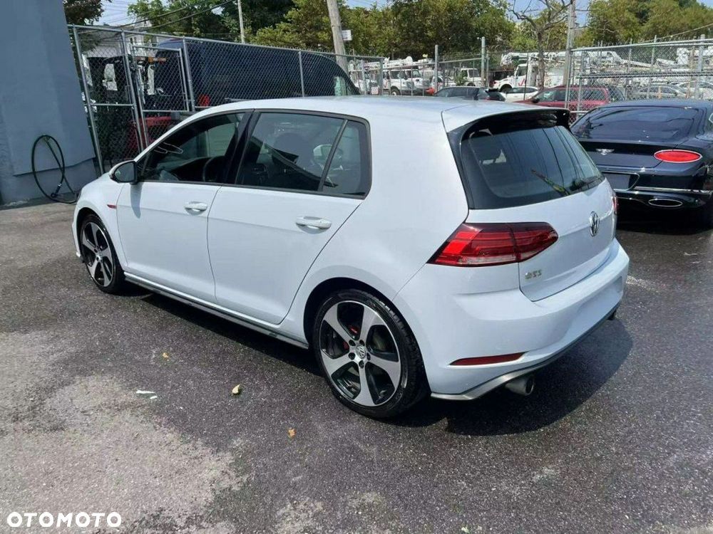 Volkswagen Golf 2.0 TSI GTI DSG - 5