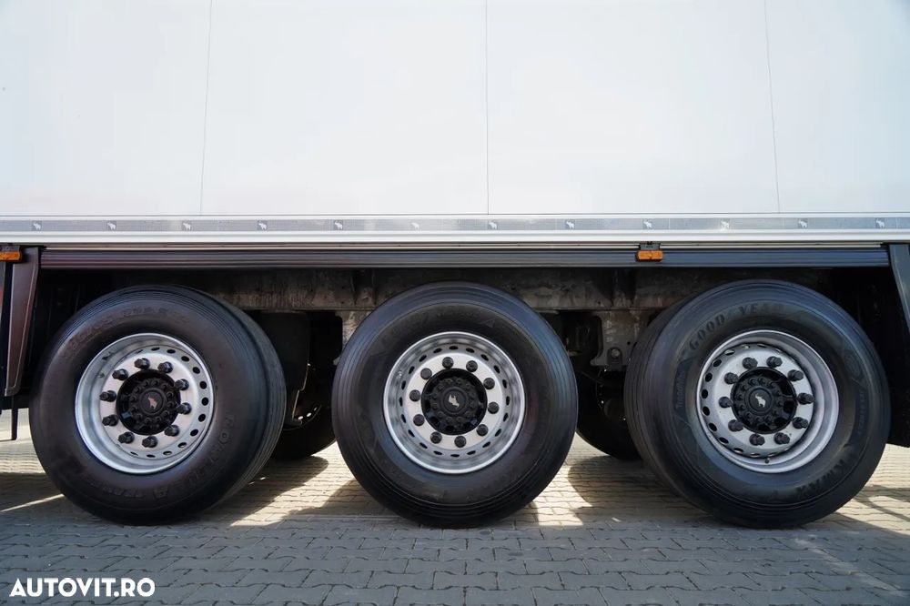 Schmitz Cargobull / SEMIREMORCĂ FRIGORIFICĂ / UNITATE FRIGORIFICĂ SCHMITZ CARGOBULL / SISTEM DE ÎNCĂRCARE PE DOUĂ NIVELE / AXĂ RIDICABILĂ / SUPORT PENTRU PALLEȚI / - 25