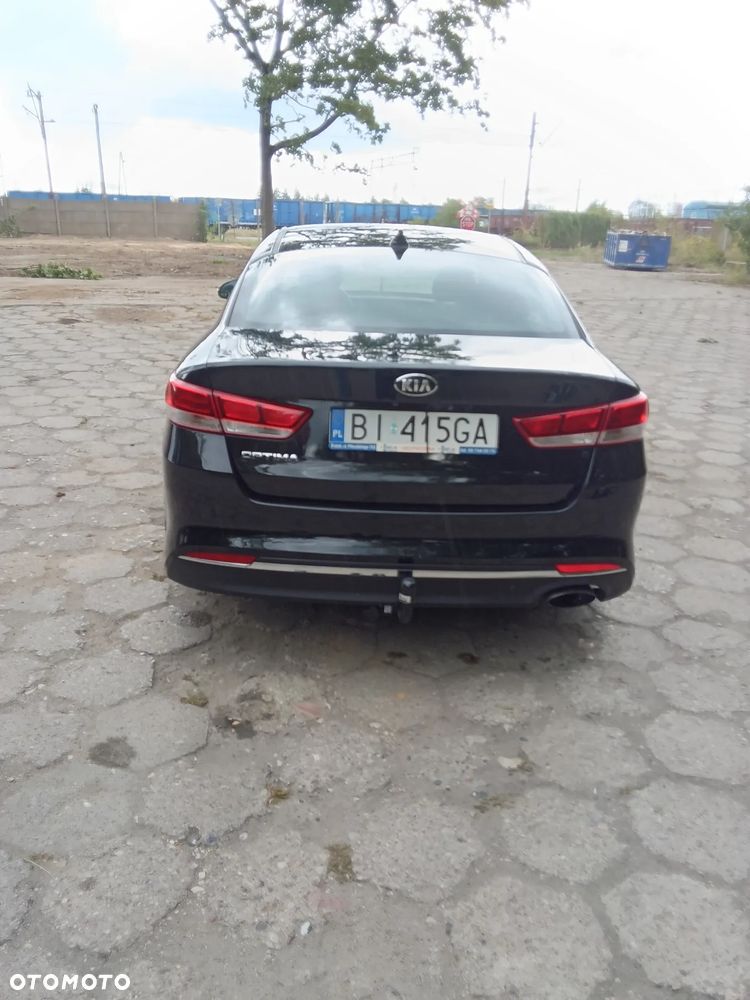 Kia Optima - 4