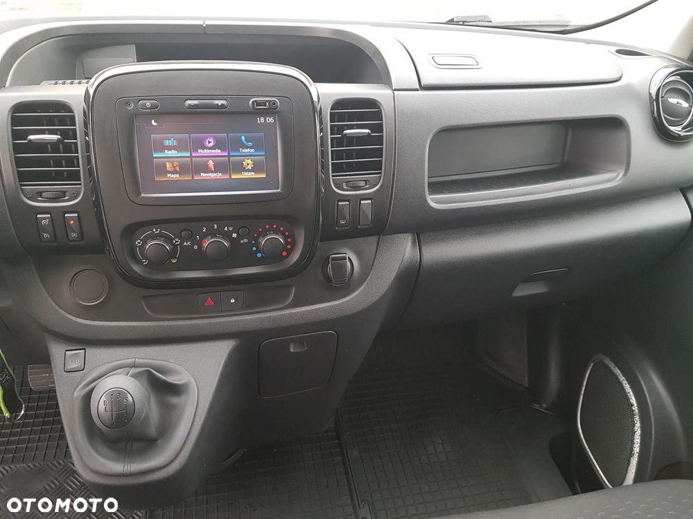 Opel VIVARO LONG - 23