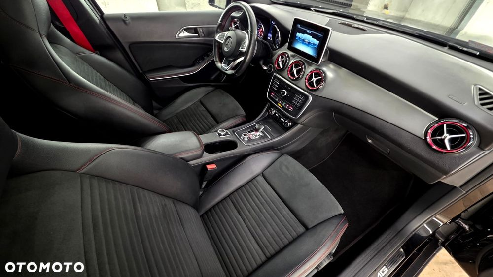 Mercedes-Benz GLA AMG 45 4-Matic - 19