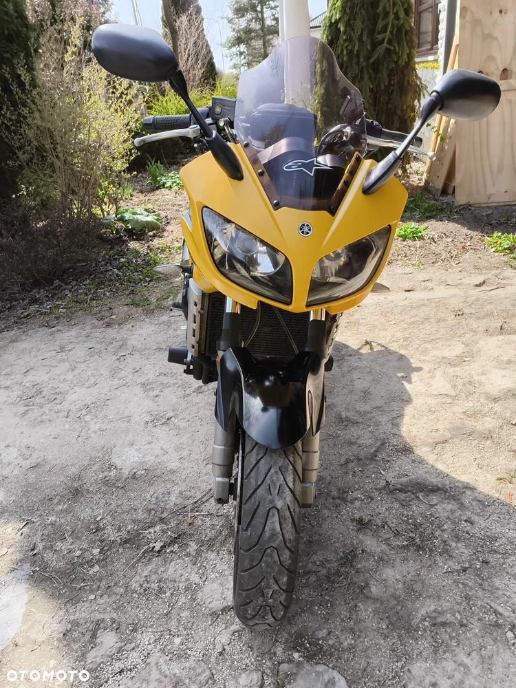Yamaha FZS - 13