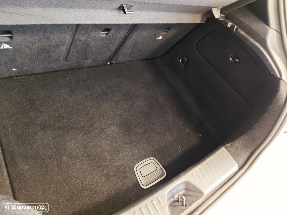 Mercedes-Benz A 180 (BlueEFFICIENCY) 7G-DCT AMG Sport - 49