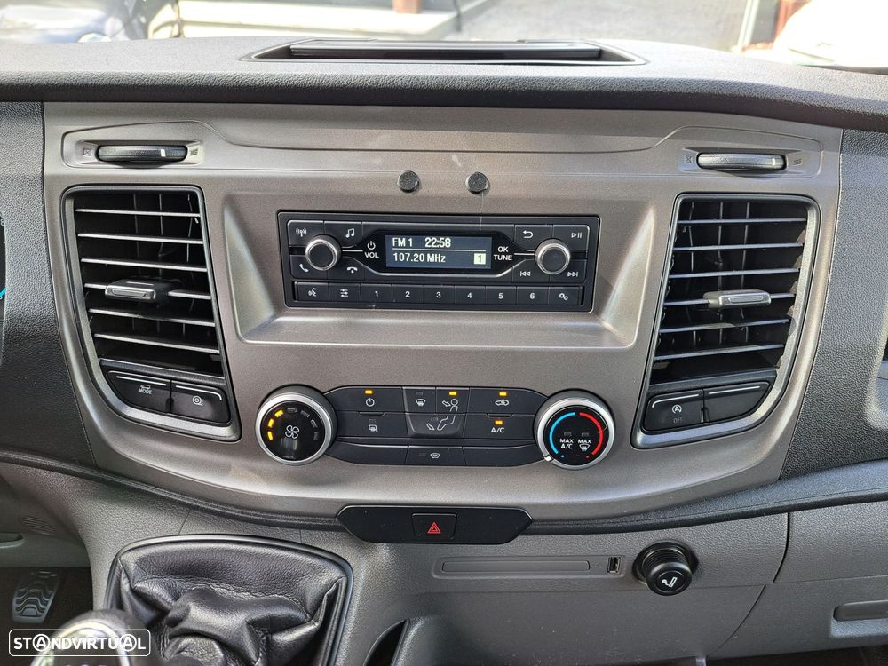 Ford Transit - 12