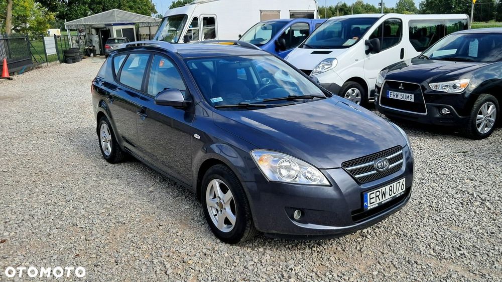 Kia Ceed - 18