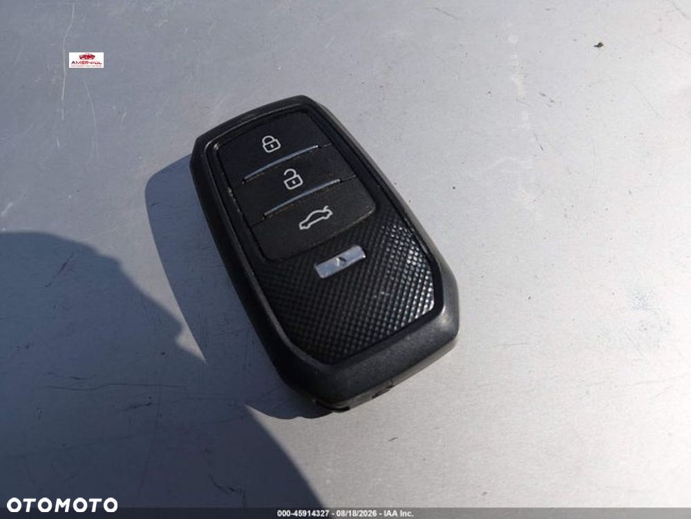 Toyota Tacoma - 13
