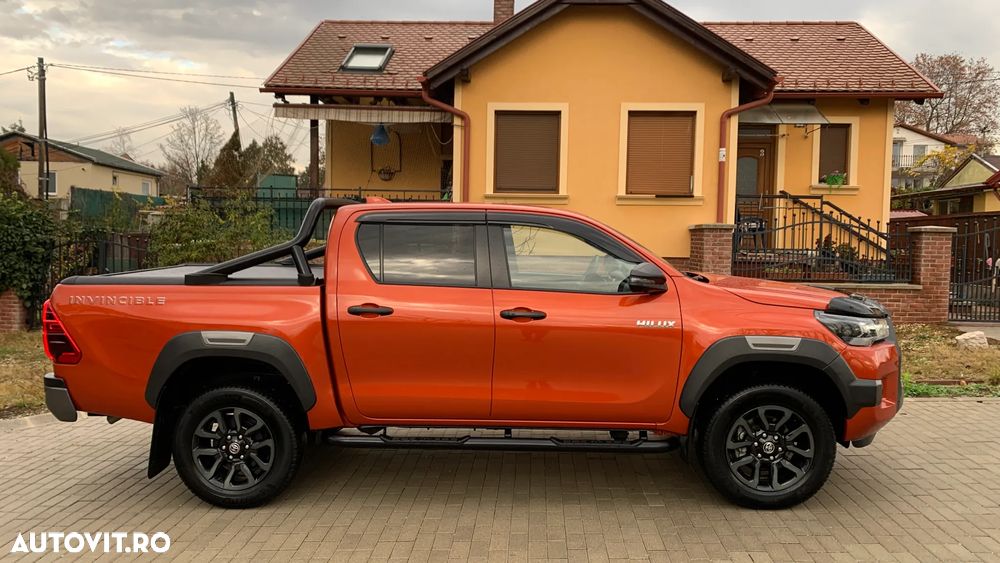 Toyota Hilux 2.8D 204CP 4x4 Double Cab AT Invincible Color Edition - 4