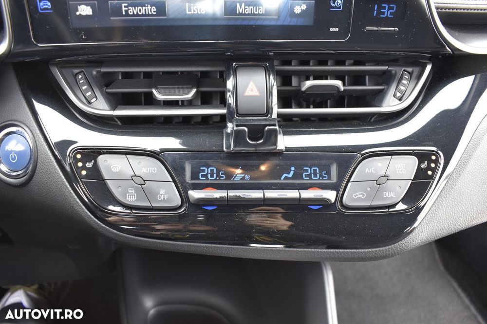 Toyota C-HR Flow - 13