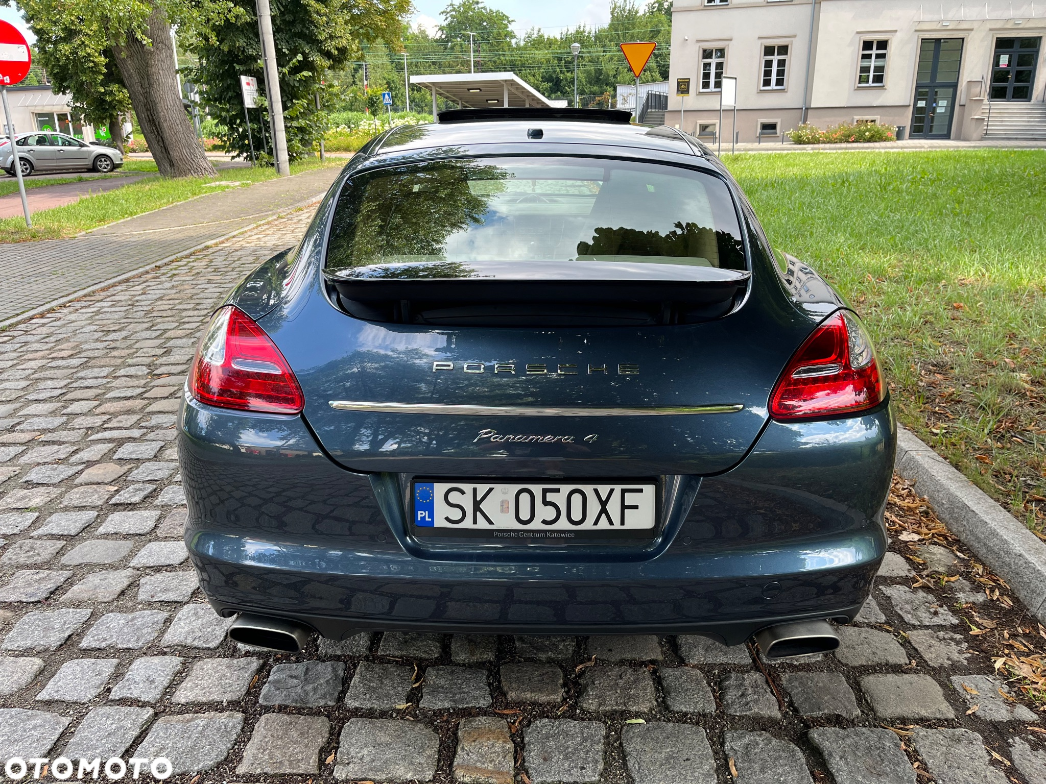 Porsche Panamera 4 - 14