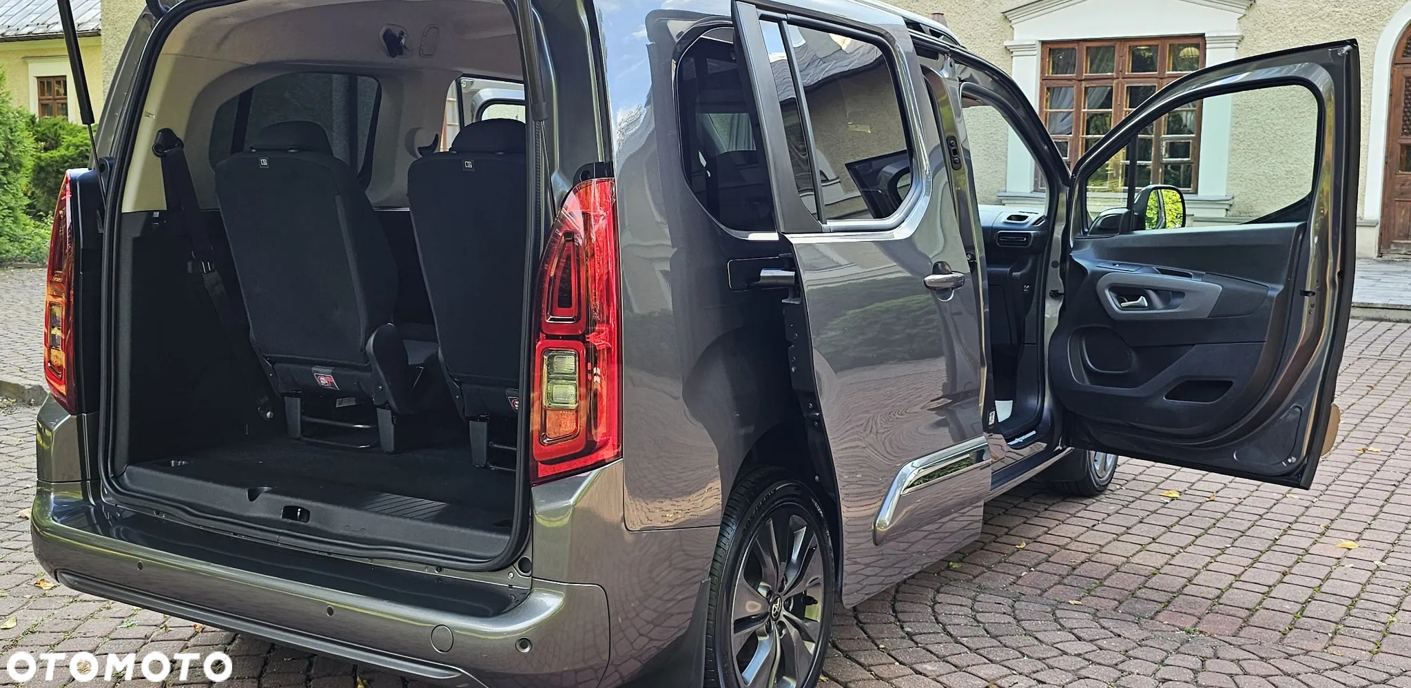 Toyota Proace City Verso 1.5 D-4D L2 Comfort - 27