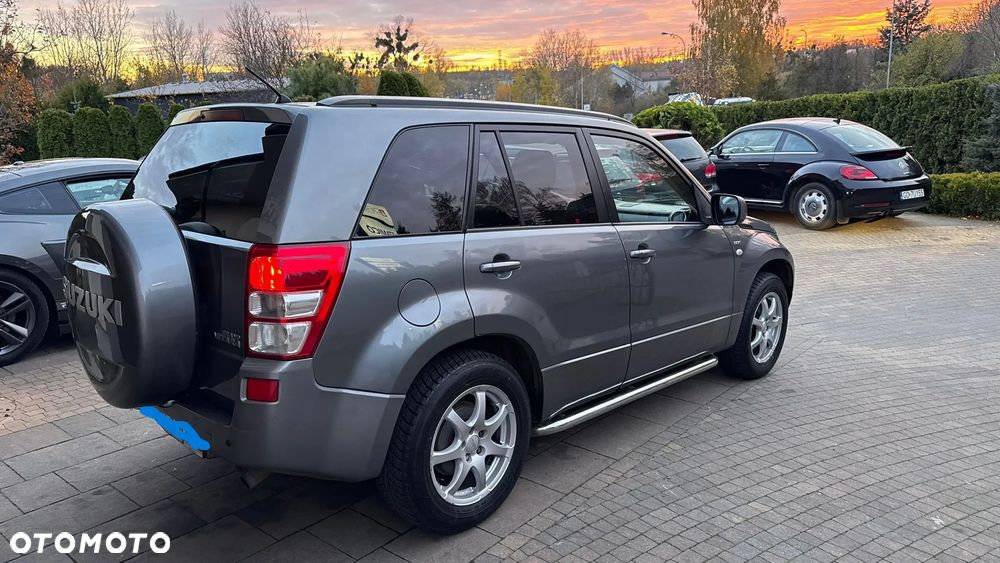 Suzuki Grand Vitara 1.9 DDiS De luxe - 10