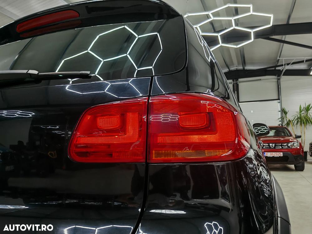 Volkswagen Tiguan 2.0 TDI DPF 4Motion BlueMotion Technology DSG Sport & Style - 31