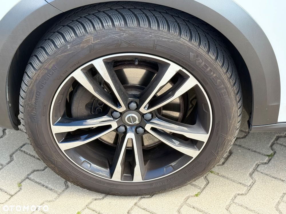 Volvo V90 Cross Country D5 AWD Pro - 5
