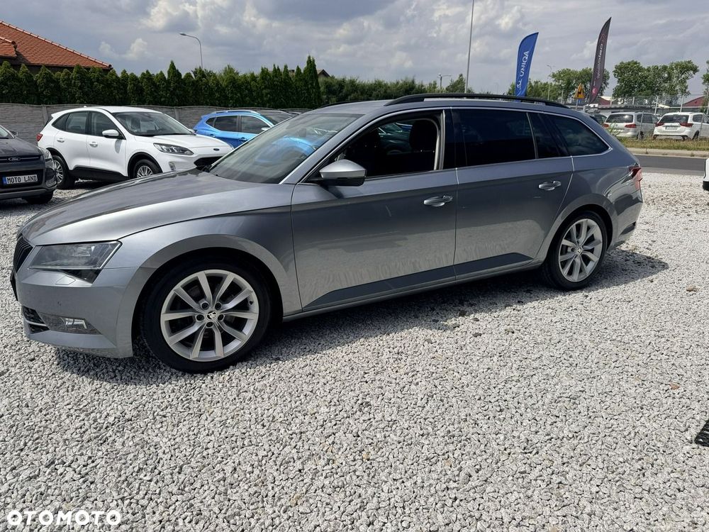 Skoda Superb 2.0 TDI Ambition DSG7 - 6