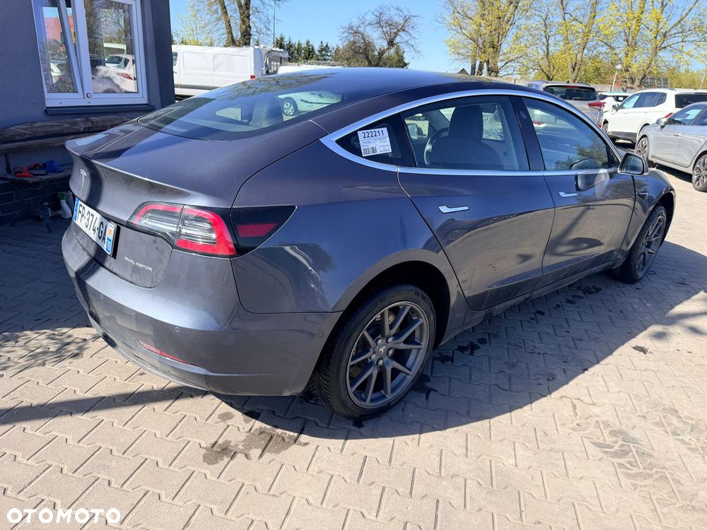 Tesla Model 3 Langstreckenbatterie Allradantrieb Dual Motor - 14