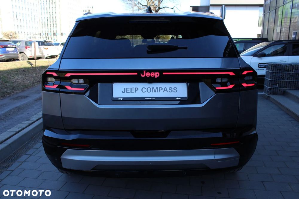 Jeep Compass 1.2 T3 mHEV First Edition FWD DCT - 11