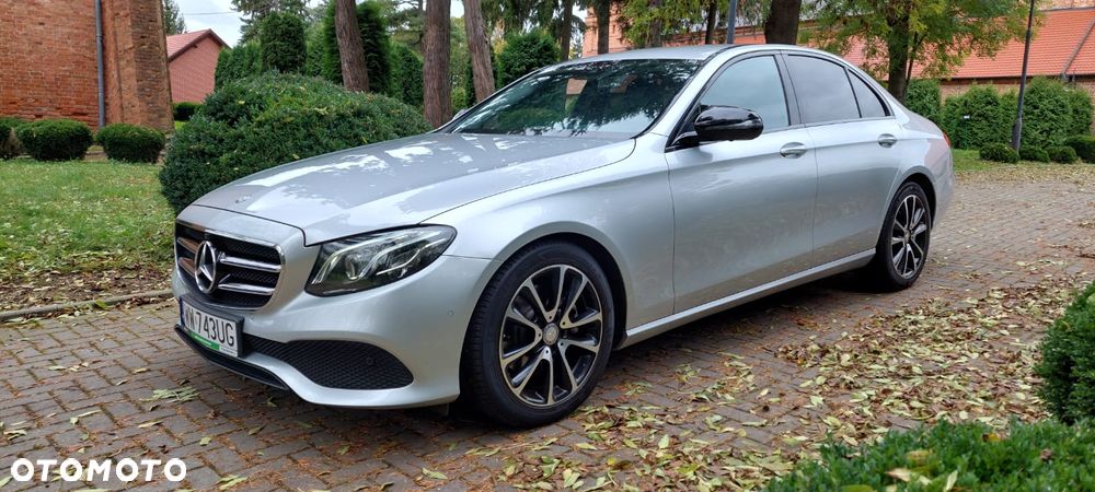 Mercedes-Benz Klasa E 220 d 9G-TRONIC - 1