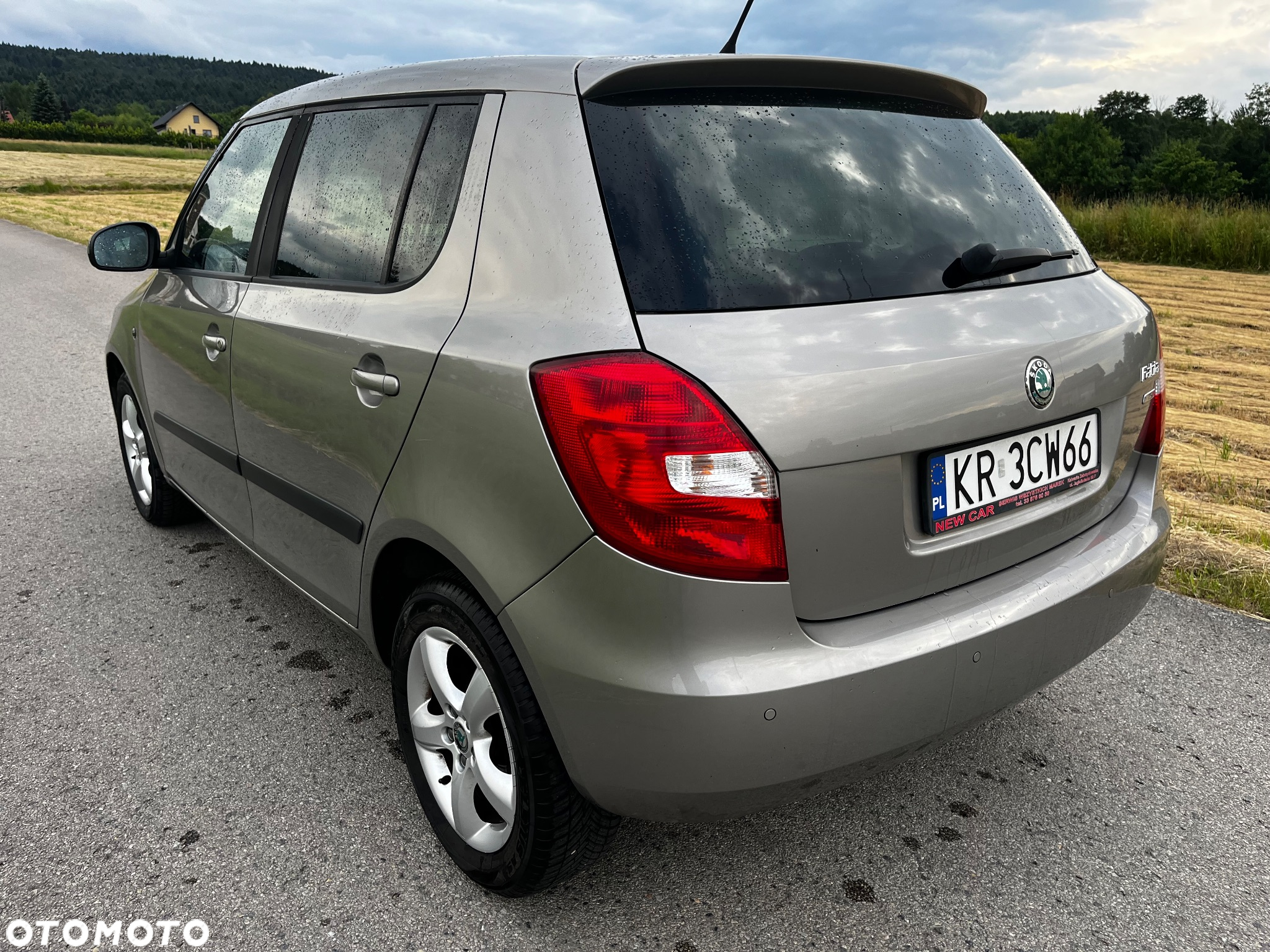 Skoda Fabia 1.2 TSI Active Plus - 6