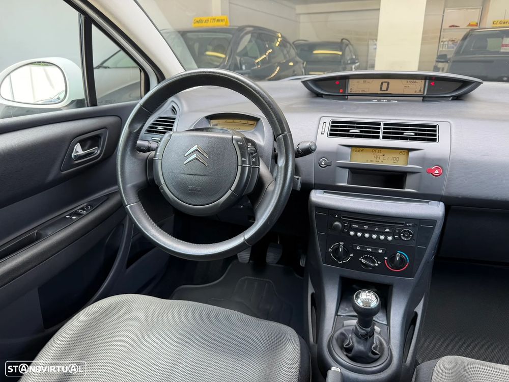 Citroën C4 1.6 HDi VTR - 16