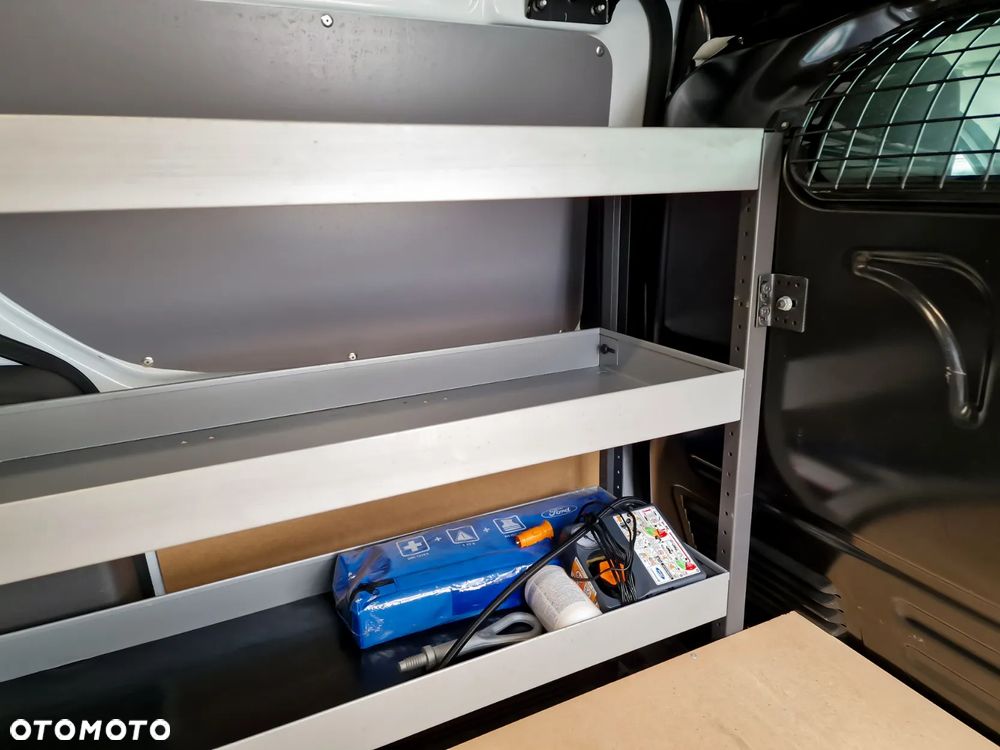 Ford TRANSIT CONNECT L2 - 15