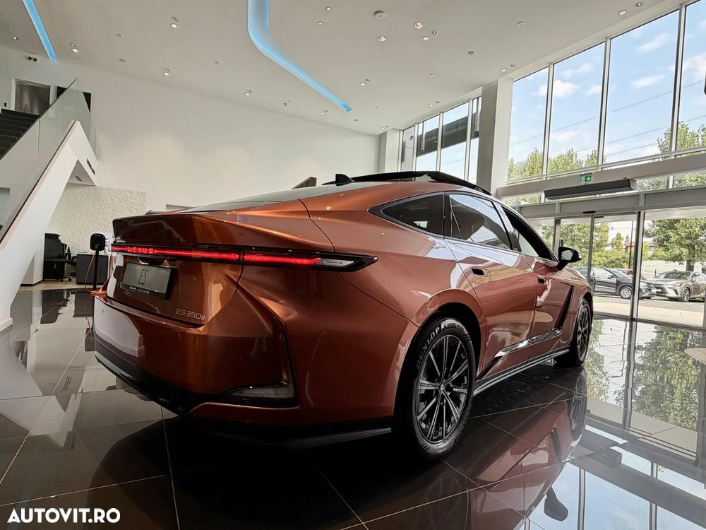 Lexus Seria ES 300h 2.5 FWD E-CVT Executive - 5